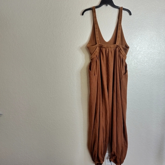 Free People Beach Drawstring V Neck Sleeveless Jumpsuit Sz M - Picture 6 of 8